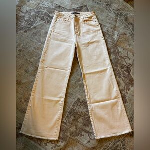 Versona, size 6 High-Rise Wide-Leg Women’s Jeans in Peach!🍑